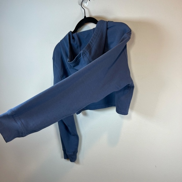 Lululemon All Yours Cropped Hoodie Shirt Ink Blue Pullover Stretch Womens Size 4 - Picture 14 of 15